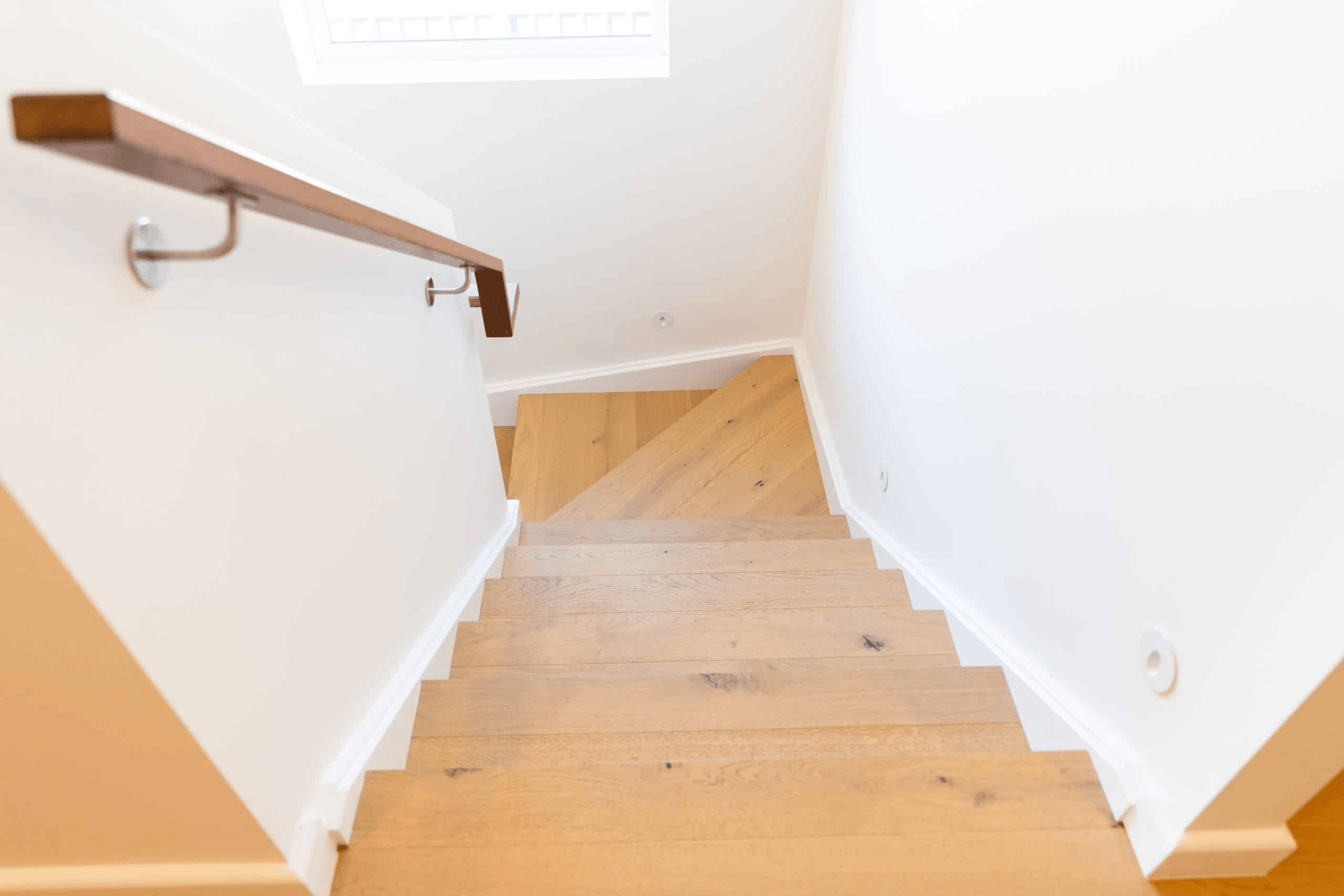 Mt St Thomas Knockdown Rebuild — photo 12 — Adlington Homes