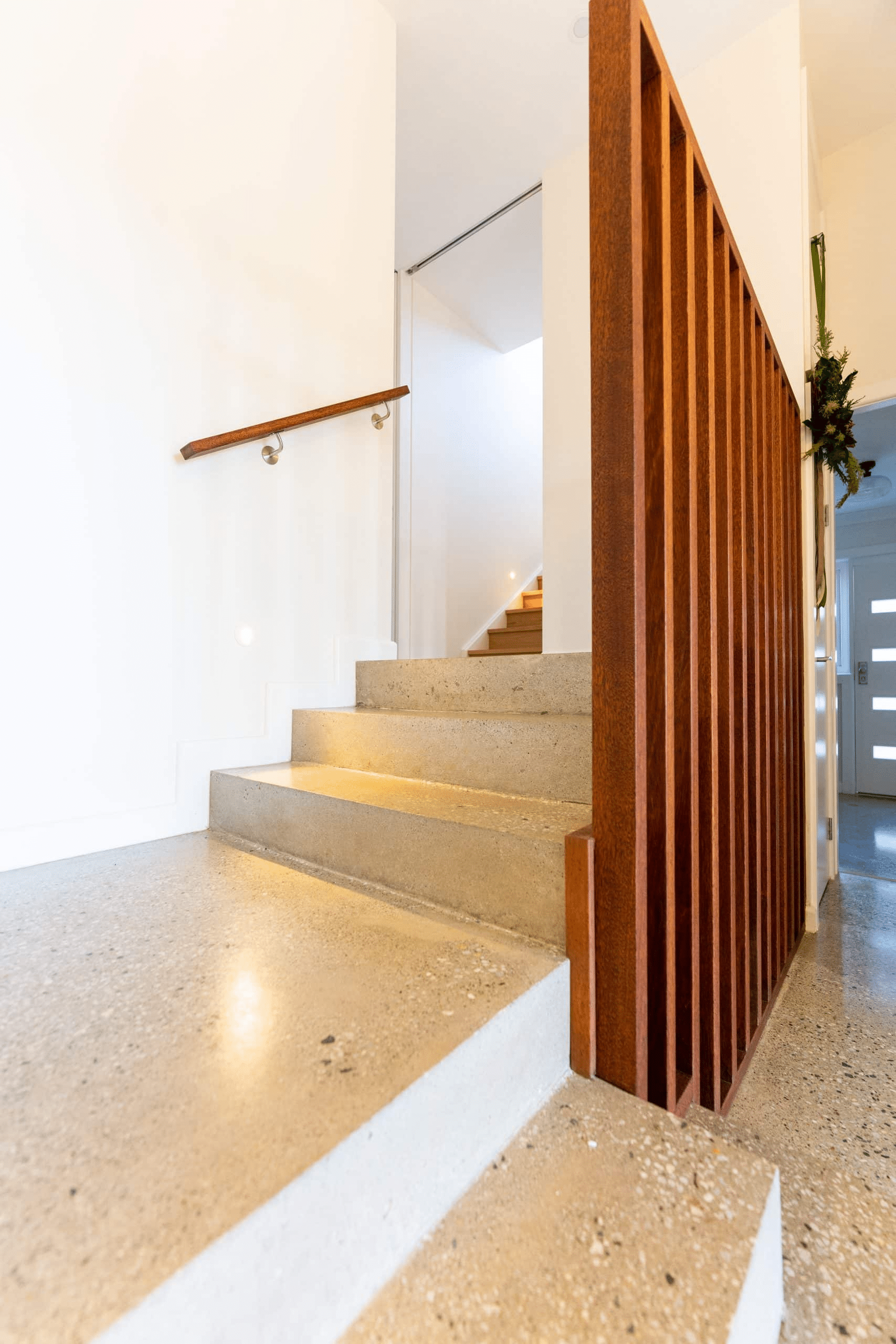 Mt St Thomas Knockdown Rebuild — photo 19 — Adlington Homes