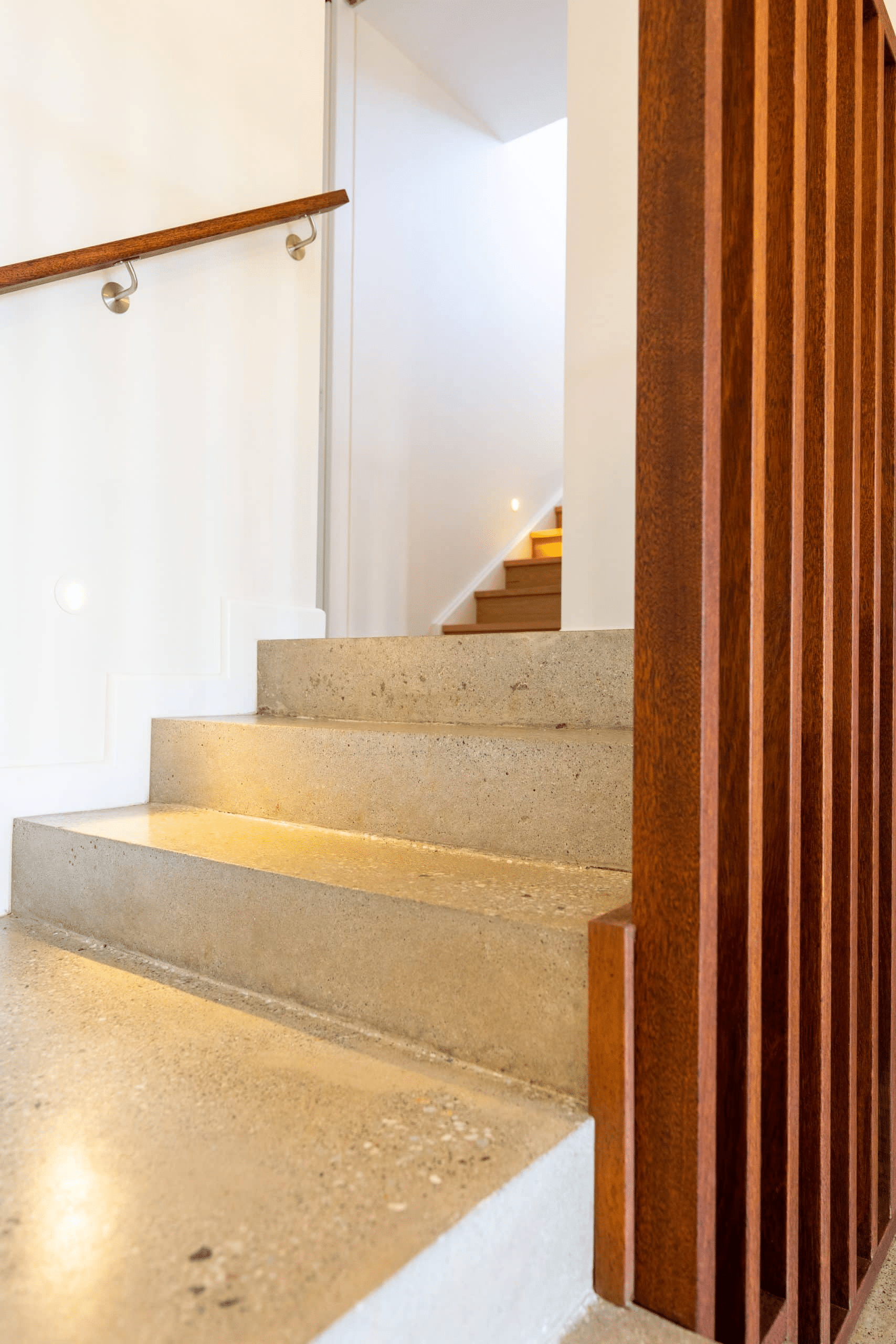 Mt St Thomas Knockdown Rebuild — photo 20 — Adlington Homes