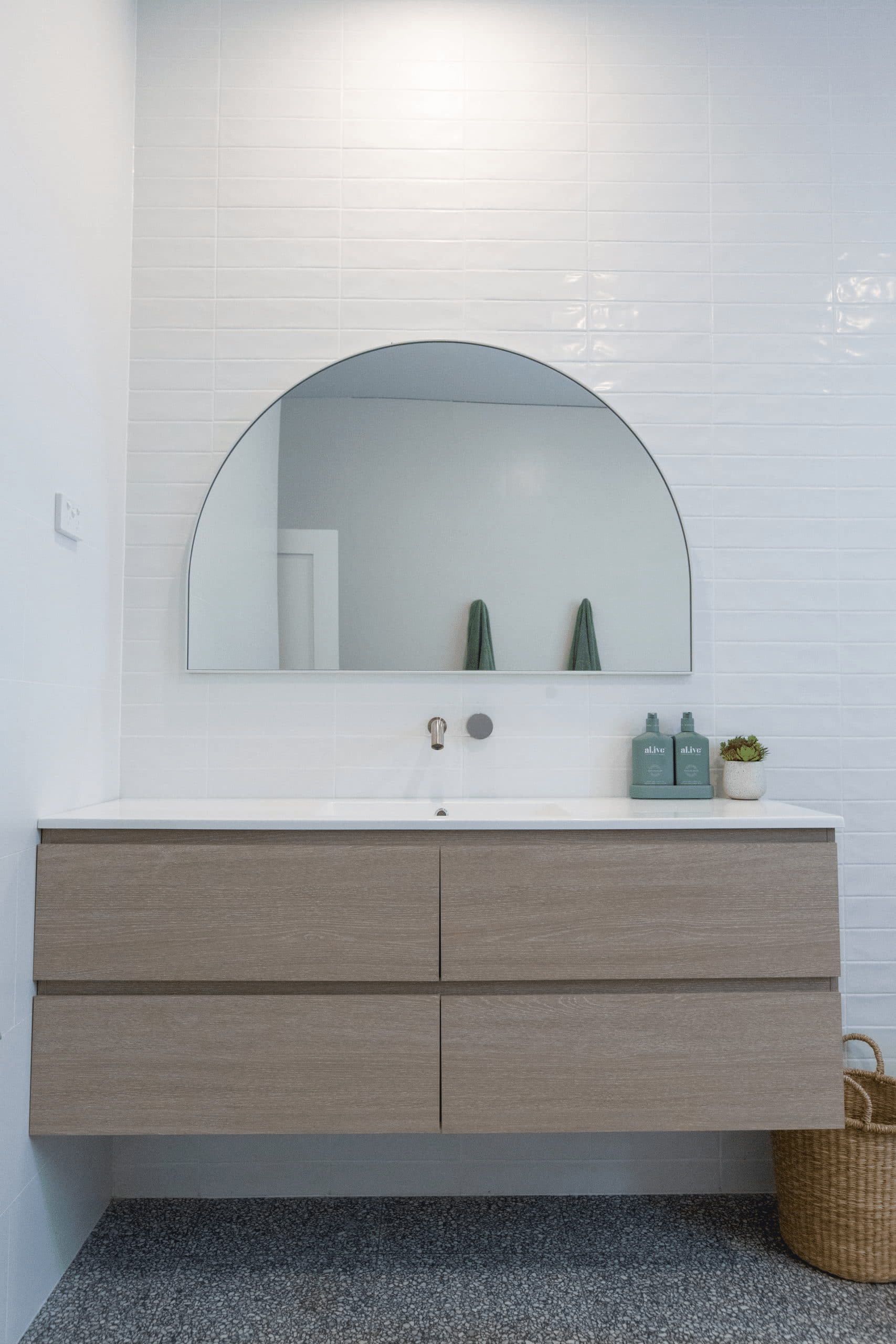 West Wollongong Home Extension — photo 2 — Adlington Homes