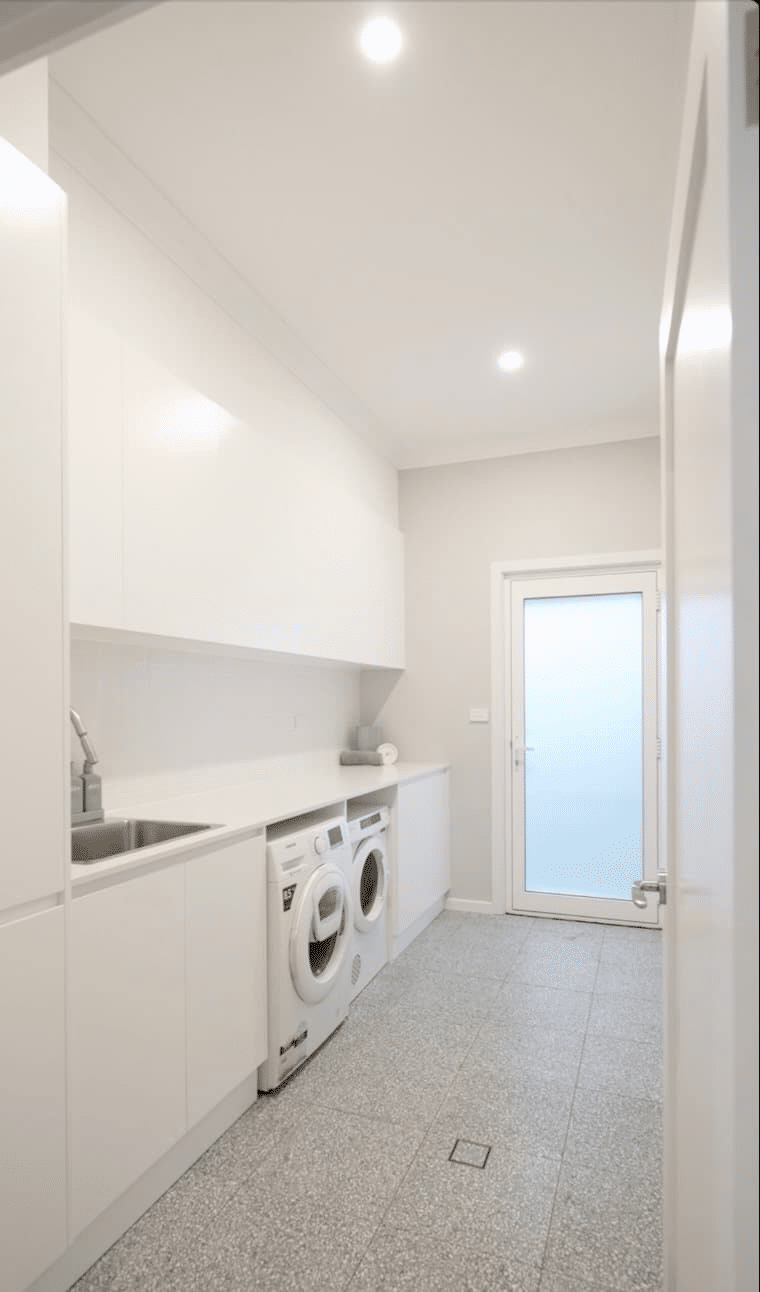 West Wollongong Home Extension — photo 3 — Adlington Homes